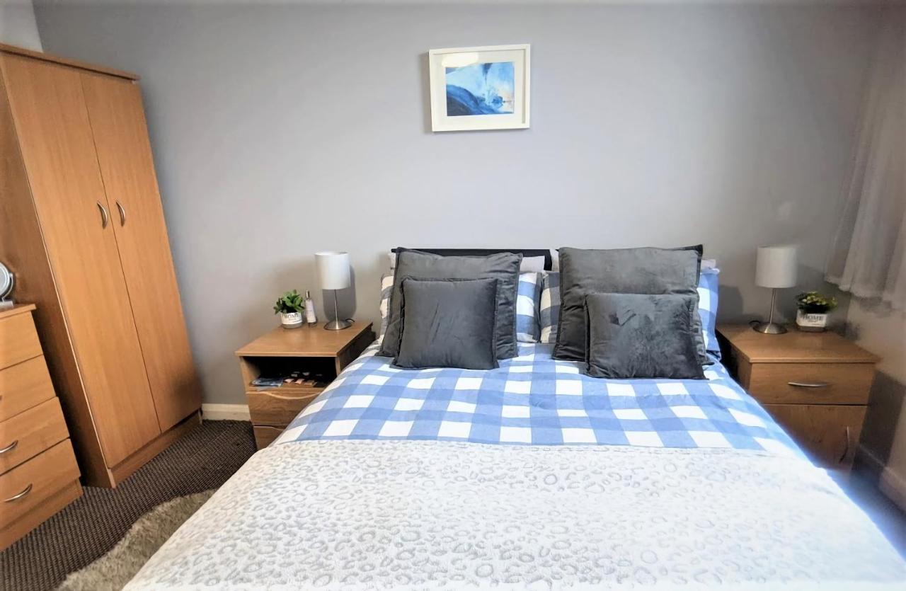 Large 3 Bedrooms In Liverpool City Centre, Free Parking Ngoại thất bức ảnh