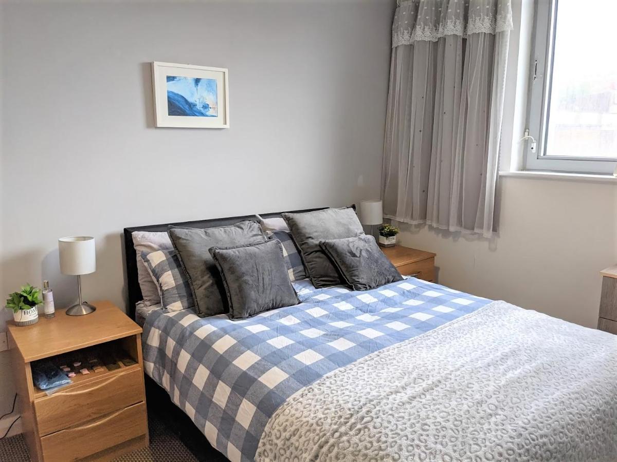 Large 3 Bedrooms In Liverpool City Centre, Free Parking Ngoại thất bức ảnh